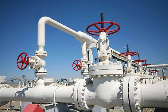 Industrial pipeline and metal pipe coating